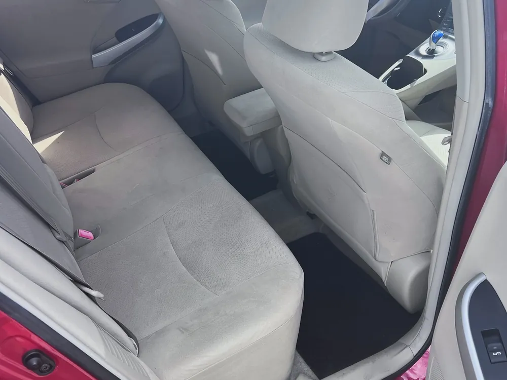 2010 Toyota Prius 8