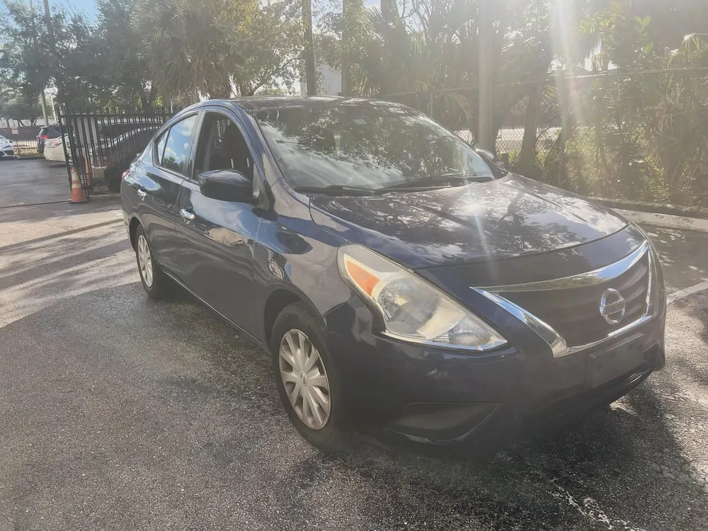 2019 Nissan Versa SV 2