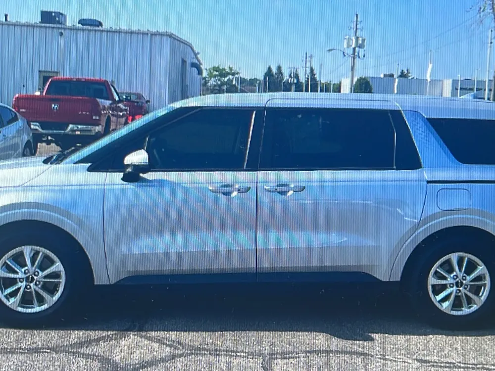2022 Kia Carnival 2
